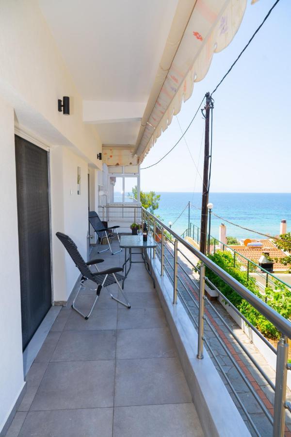 Zoe Seaview Apartment By Rentalspro - Nea Moudania Halkidiki Bagian luar foto