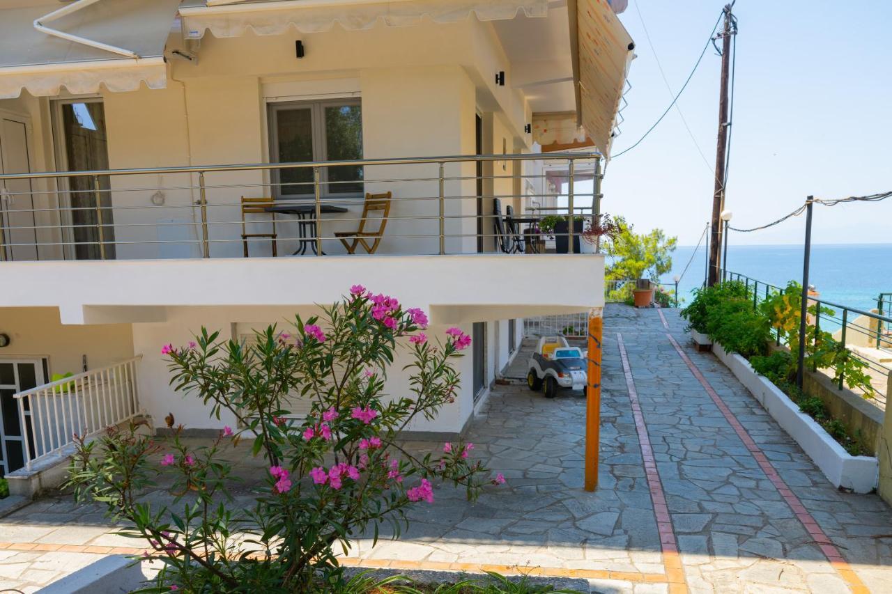 Zoe Seaview Apartment By Rentalspro - Nea Moudania Halkidiki Bagian luar foto